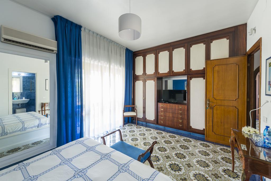 باليرمو B&B Mondello Holiday المظهر الخارجي الصورة